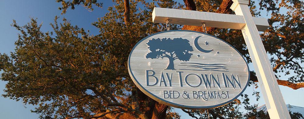 Bay Town Inn Бей-Сент-Луис Экстерьер фото